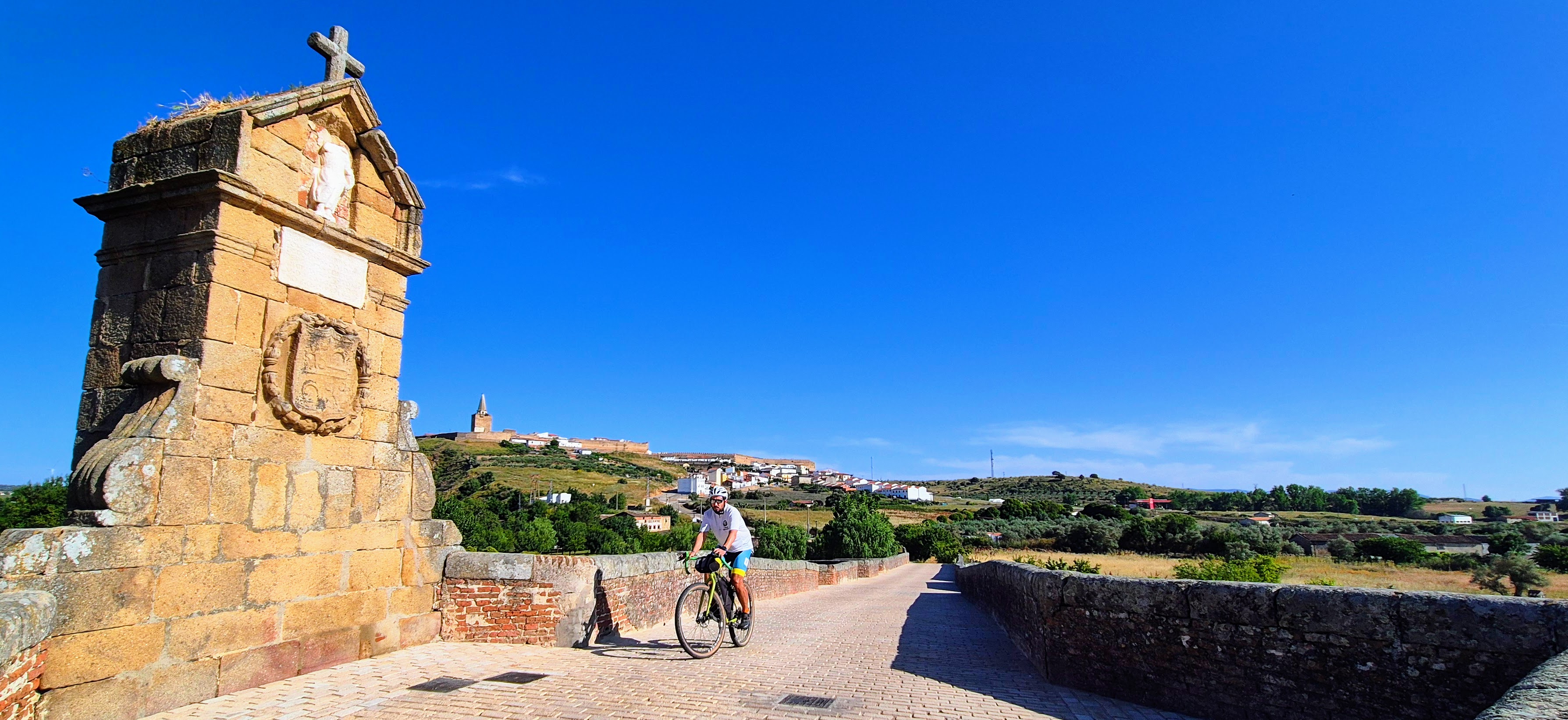 Puente Medieval de Galisteo